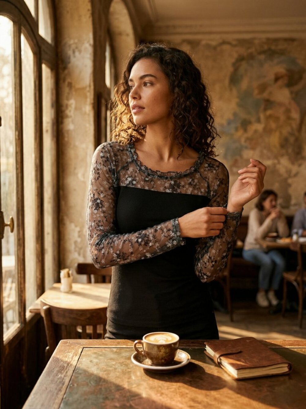 Black Stretchy Top W/ Floral Mesh Yoke‎ And Long-Sleeves Women's Small